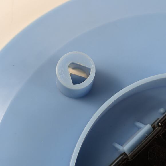 Sanrio Hello Kitty Wall Clock Working Vintage 2002 Baby Blue Angel 7.75" Heart - Picture 10 of 14